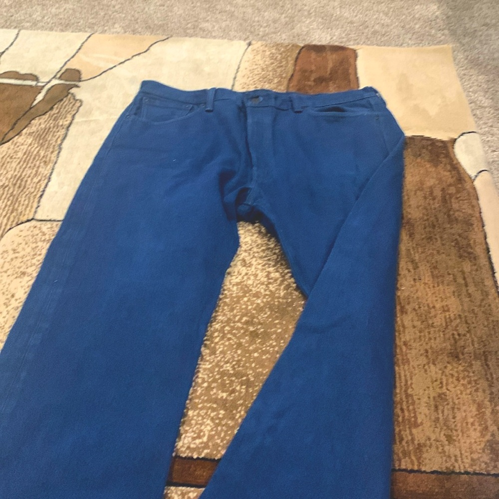 Levi Strauss & Co